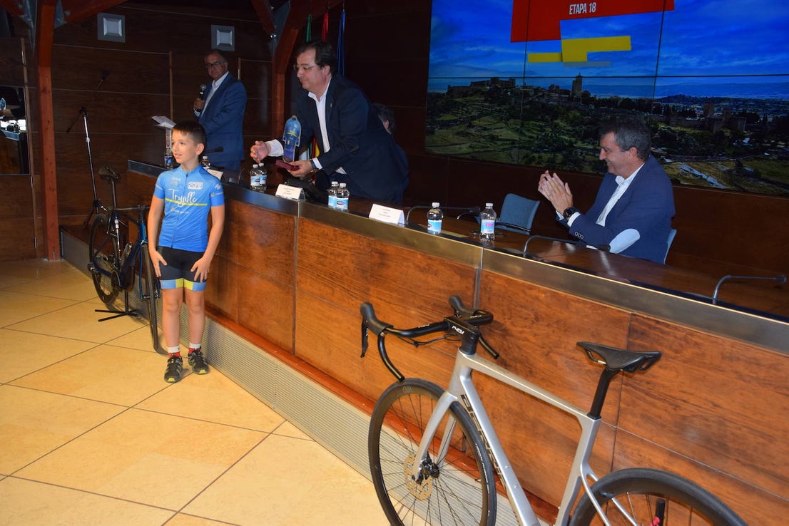 Fotos: Presentación de la etapa de La Vuelta en Trujillo