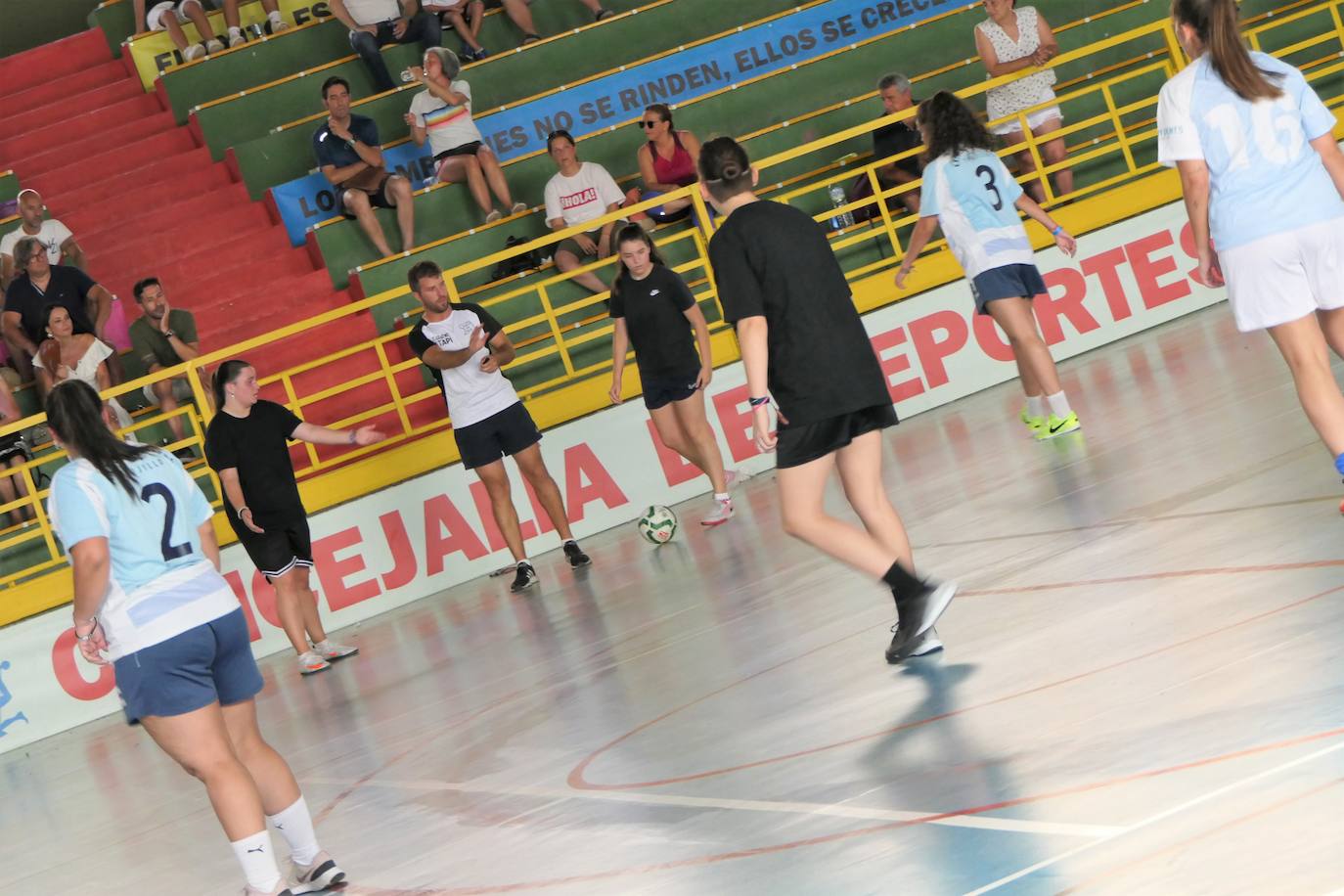 Torneo de 24 horas fútbol sala, de distintas categorías 