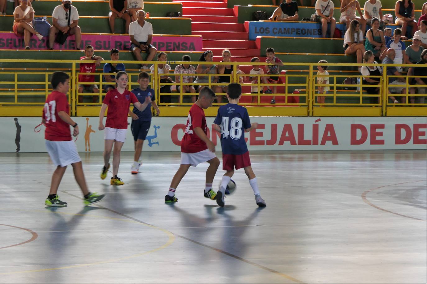 Torneo de 24 horas fútbol sala, de distintas categorías 