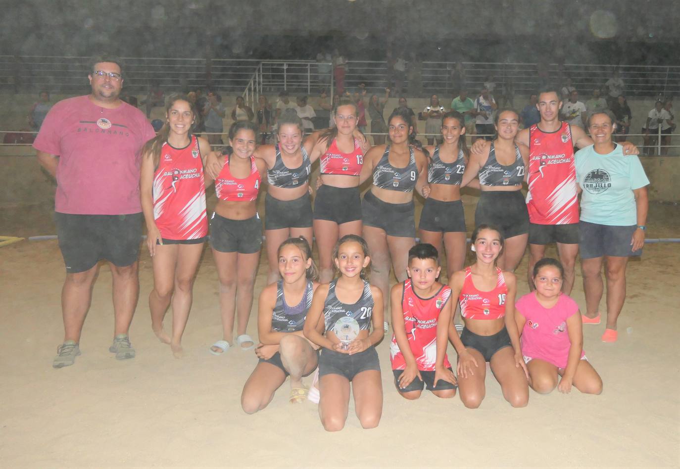 Fotos: II edición del torneo de balonmano playa 'Ciudad de Trujillo'