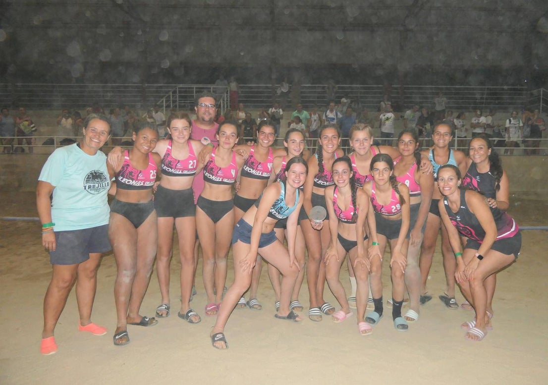 Fotos: II edición del torneo de balonmano playa 'Ciudad de Trujillo'