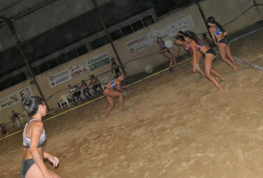 Fotos: II edición del torneo de balonmano playa 'Ciudad de Trujillo'