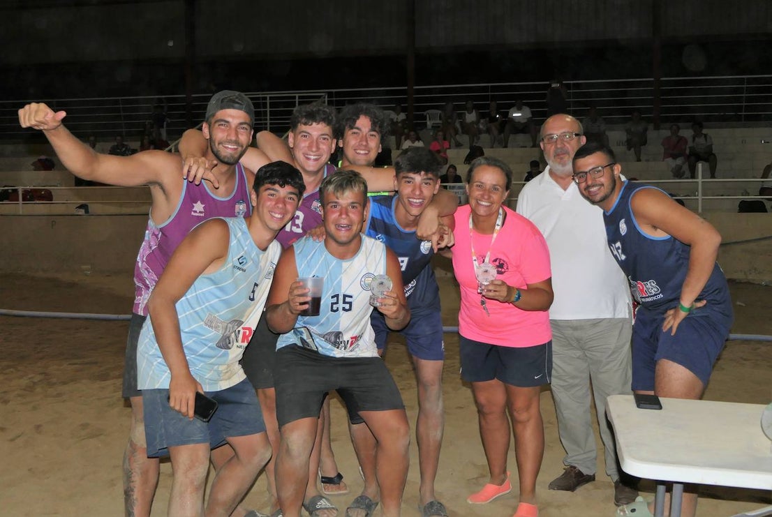 Fotos: II edición del torneo de balonmano playa 'Ciudad de Trujillo'