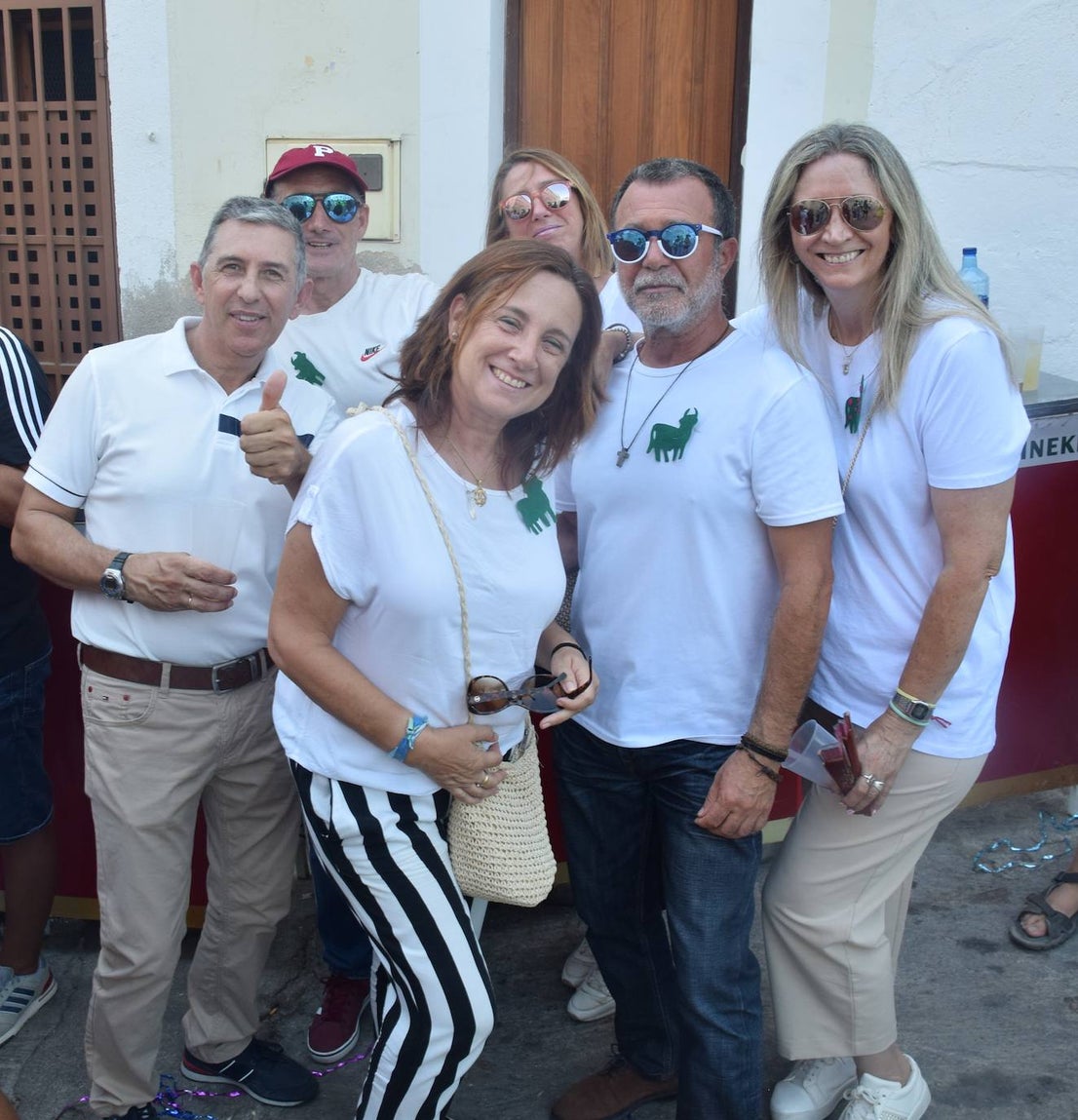 Fotos: Gran ambiente en la jornada de la capea de las mujeres