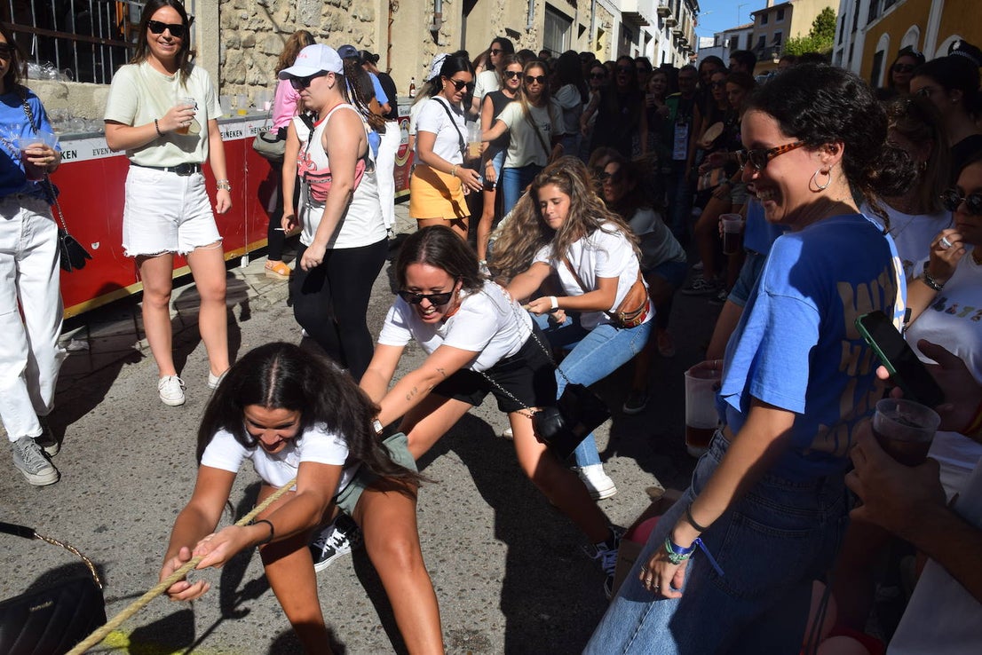 Fotos: Gran ambiente en la jornada de la capea de las mujeres