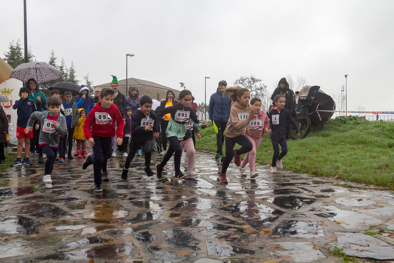 Fotos: I edición de la San Silvestre escolar