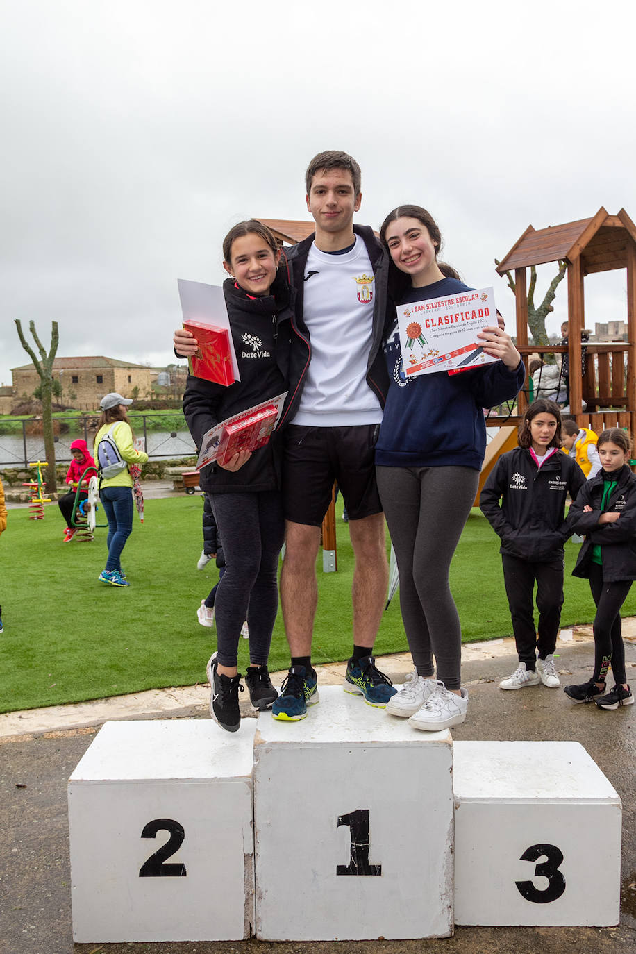 Fotos: I edición de la San Silvestre escolar