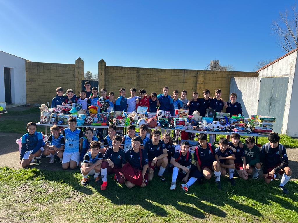 Fotos: VI Campaña benéfica 'Regala un juguete'