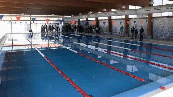 La piscina climatizada abre sus puertas al público este viernes