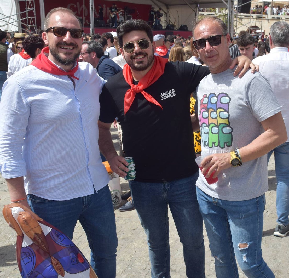Un multitudinario y caluroso Chíviri