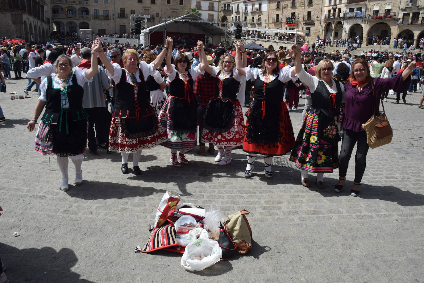 Un multitudinario y caluroso Chíviri