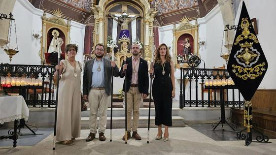 La nueva directiva de la Junta de Cofradías toma posesión en un novedoso acto