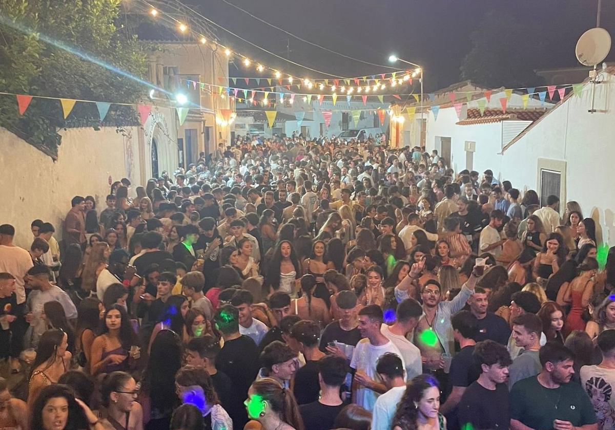 Cientos de personas disfrutan de las fiestas de La Piedad
