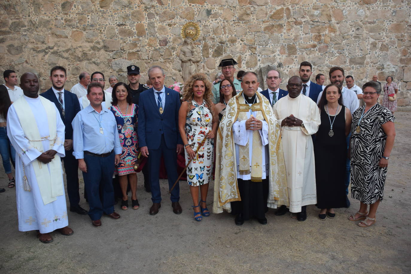 La bajada de la Patrona, bajo un intenso calor