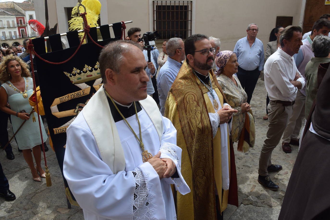Subida, en procesión, de la Patrona al castillo