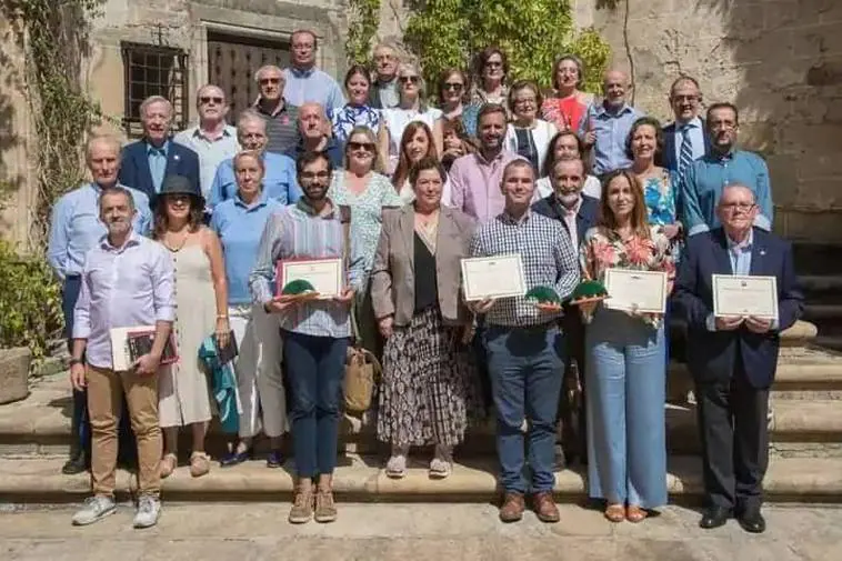 Participantes, organizadores y premiados de una edición anterior.