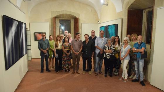 El Barrantes Cervantes acoge la muestra 'Encuentros con la luz', con llamativos colores