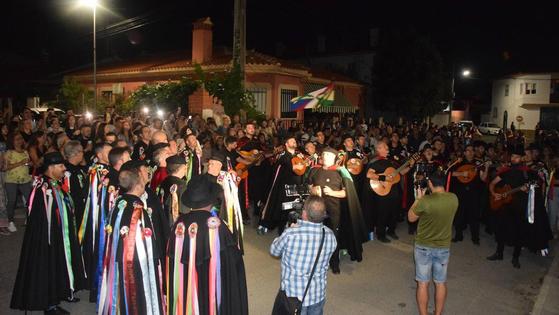 La tuna llena de ilusión, un año más, las calles de Huertas de Ánimas