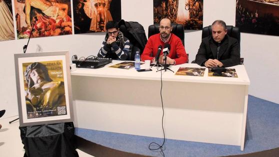 La Junta de Cofradías presenta el cartel de Semana Santa y el premio Cofrade del año