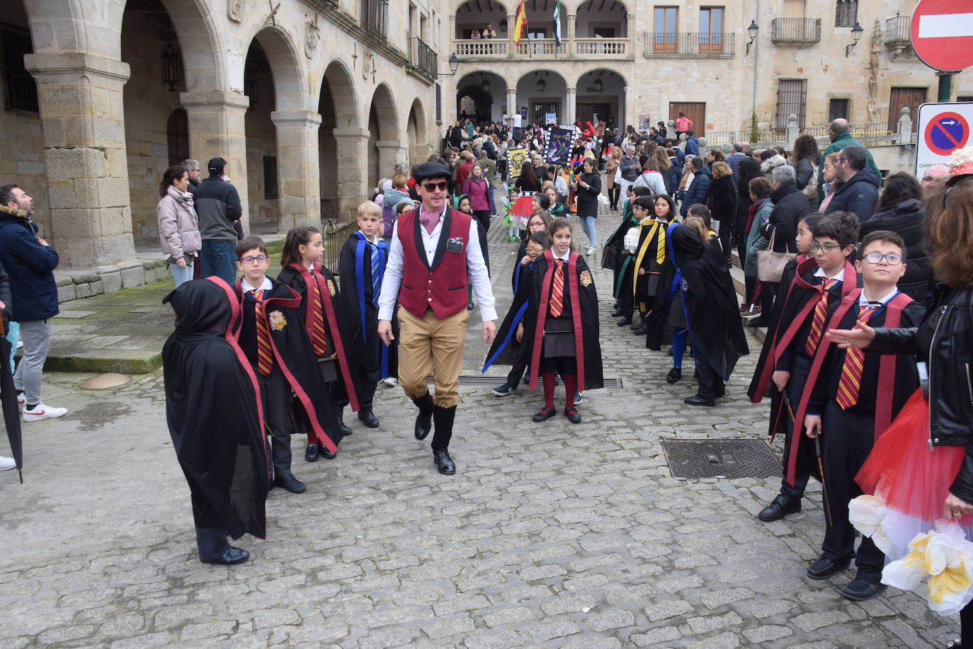 Un carnaval de cine, con el Sagrado Corazón de Jesus