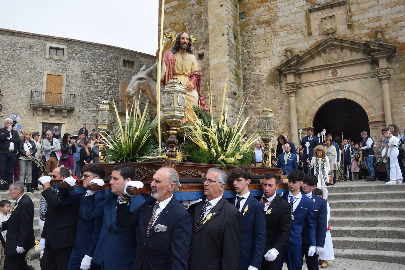 La procesión de La Burrina, con gran participación