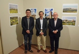 Hernando de Orellana Pizarro, el autor y Manuel García Cienfuegos