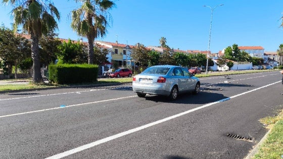 Un vecino resulta herido de gravedad en un accidente en la avenida de Extremadura