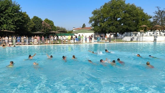 Los cursos de natación se trasladan a Huertas de Ánimas