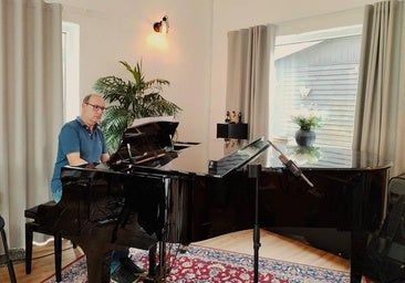 Luis Bravo, en la preparación del concierto en Dinamarca