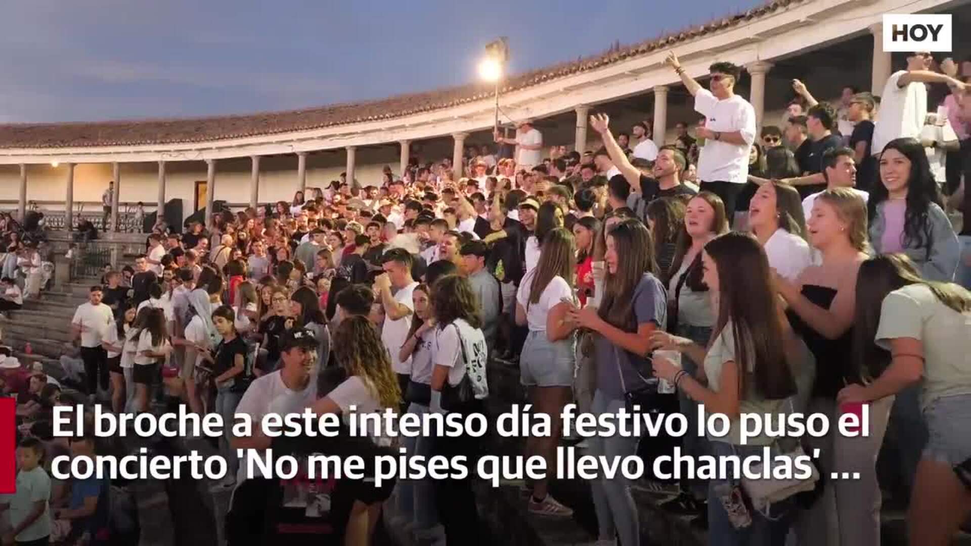 El día de la capea de las mujeres se vive con una gran afluencia