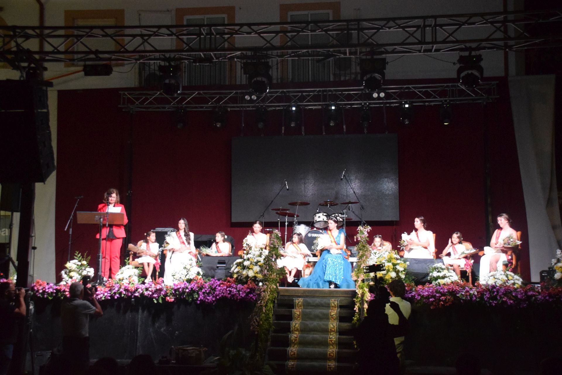 Proclamación de reinas y damas de las fiestas de Huertas de Ánimas