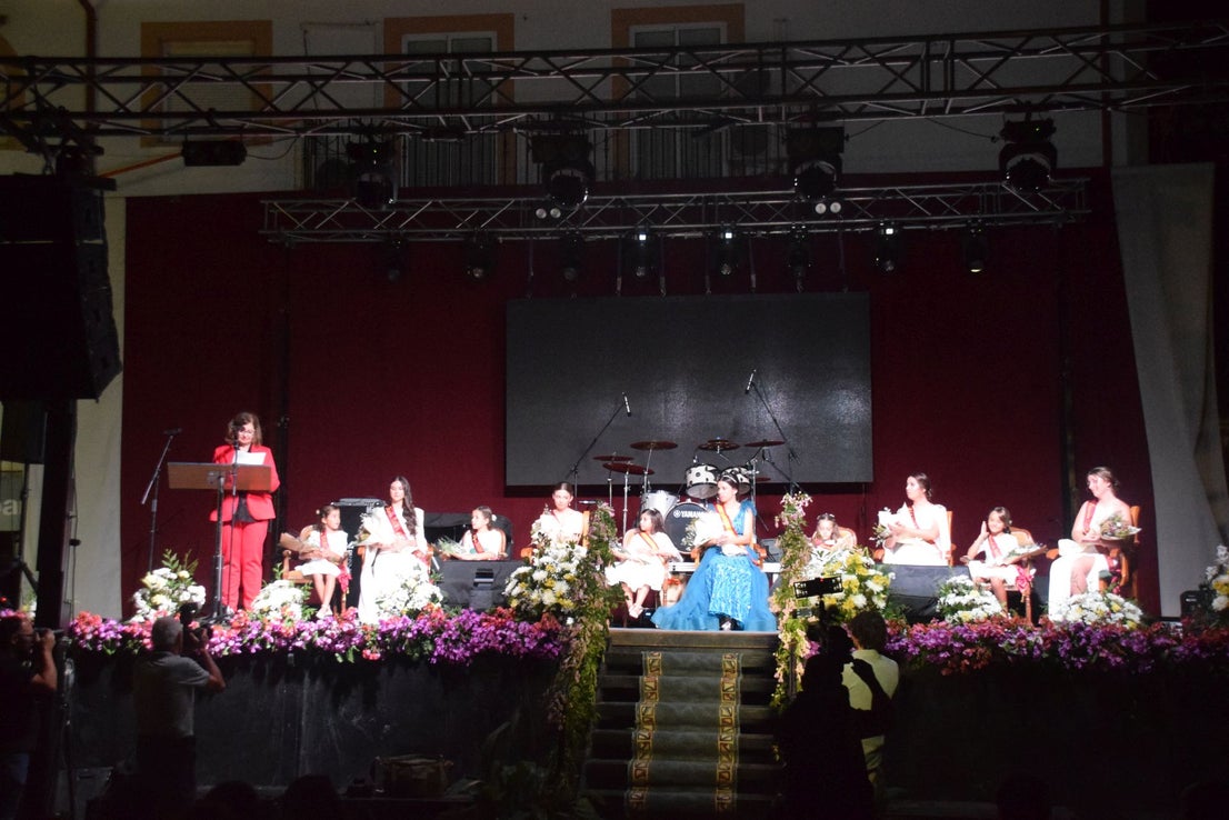Proclamación de reinas y damas de las fiestas de Huertas de Ánimas