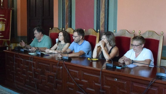 El PSOE solicita un pleno para crear e impulsar una comunidad energética