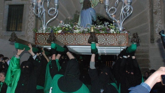 El frío acompaña a 'La Oración en el Huerto' y María Magdalena