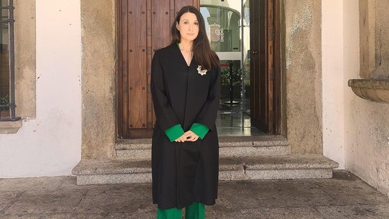 Elena Risco: «Soy firme defensora de que no se tienen que centralizar los servicios»
