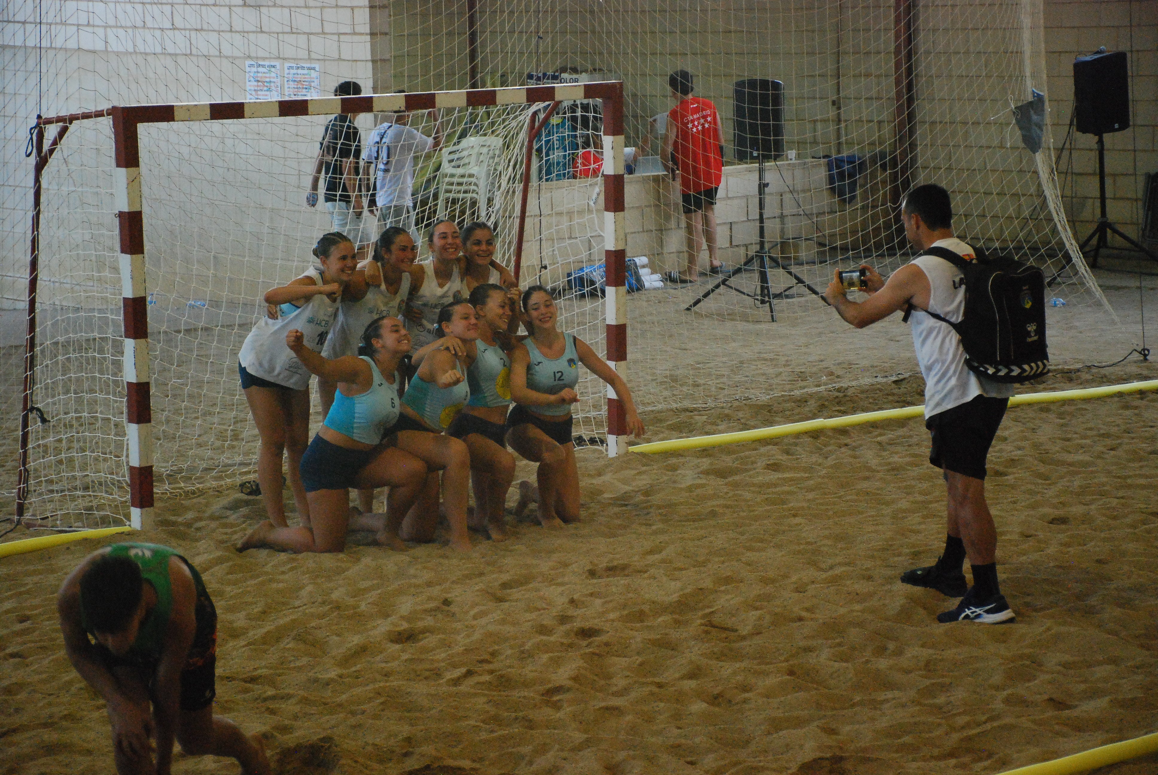 Gran participación en el V Torneo Balonmano Playa Ciudad de Trujillo