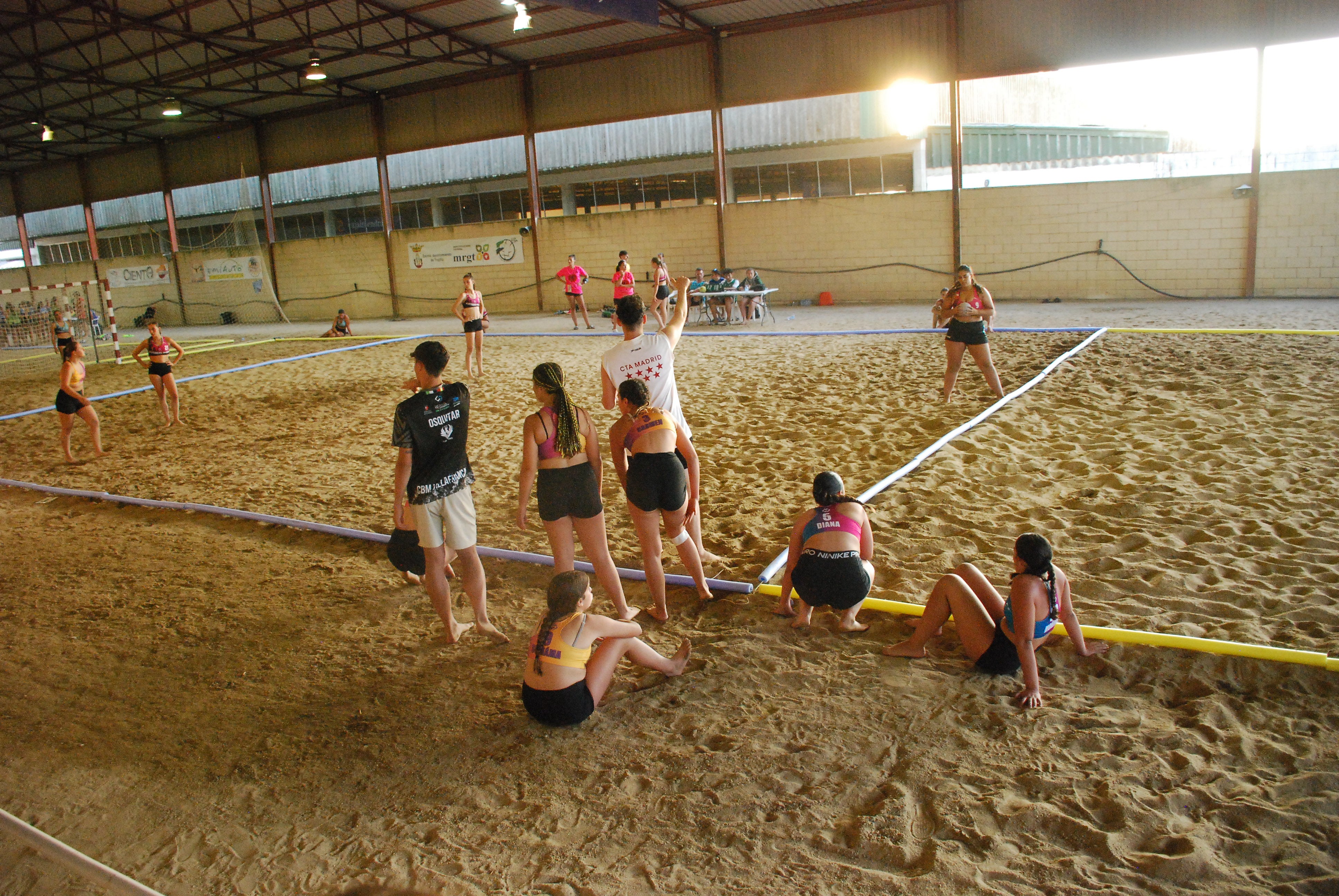 Gran participación en el V Torneo Balonmano Playa Ciudad de Trujillo