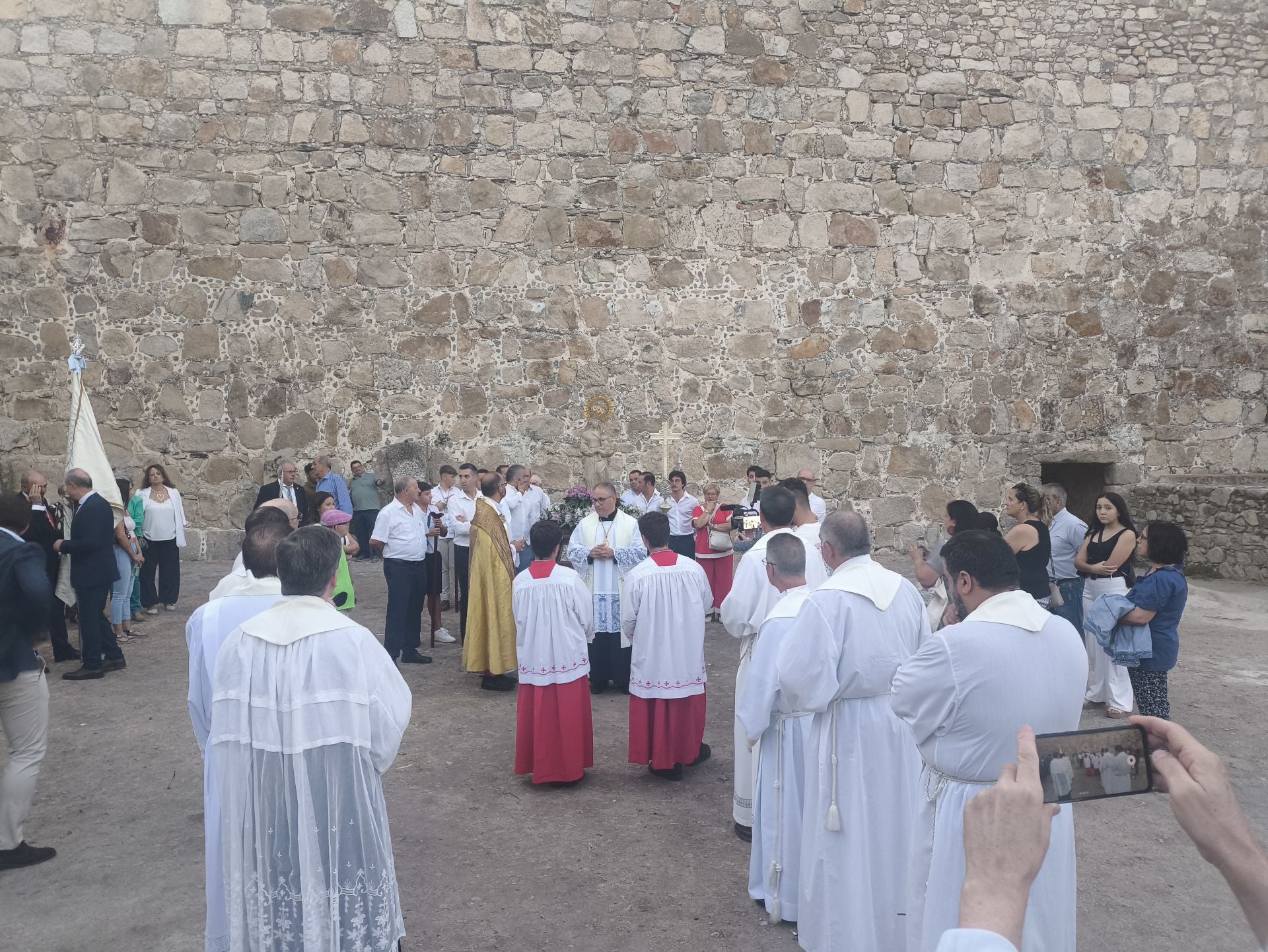 La bajada de la Patrona a la iglesia de San Martín en imágenes
