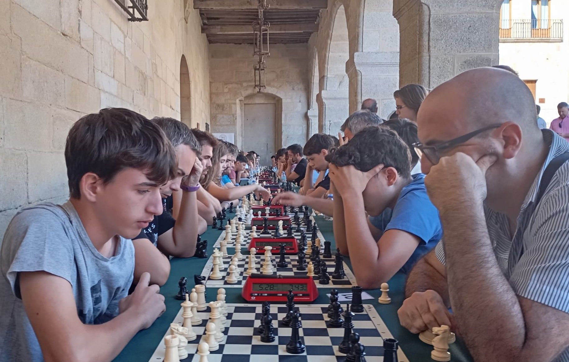 Gran participación en el torneo de ajedrez