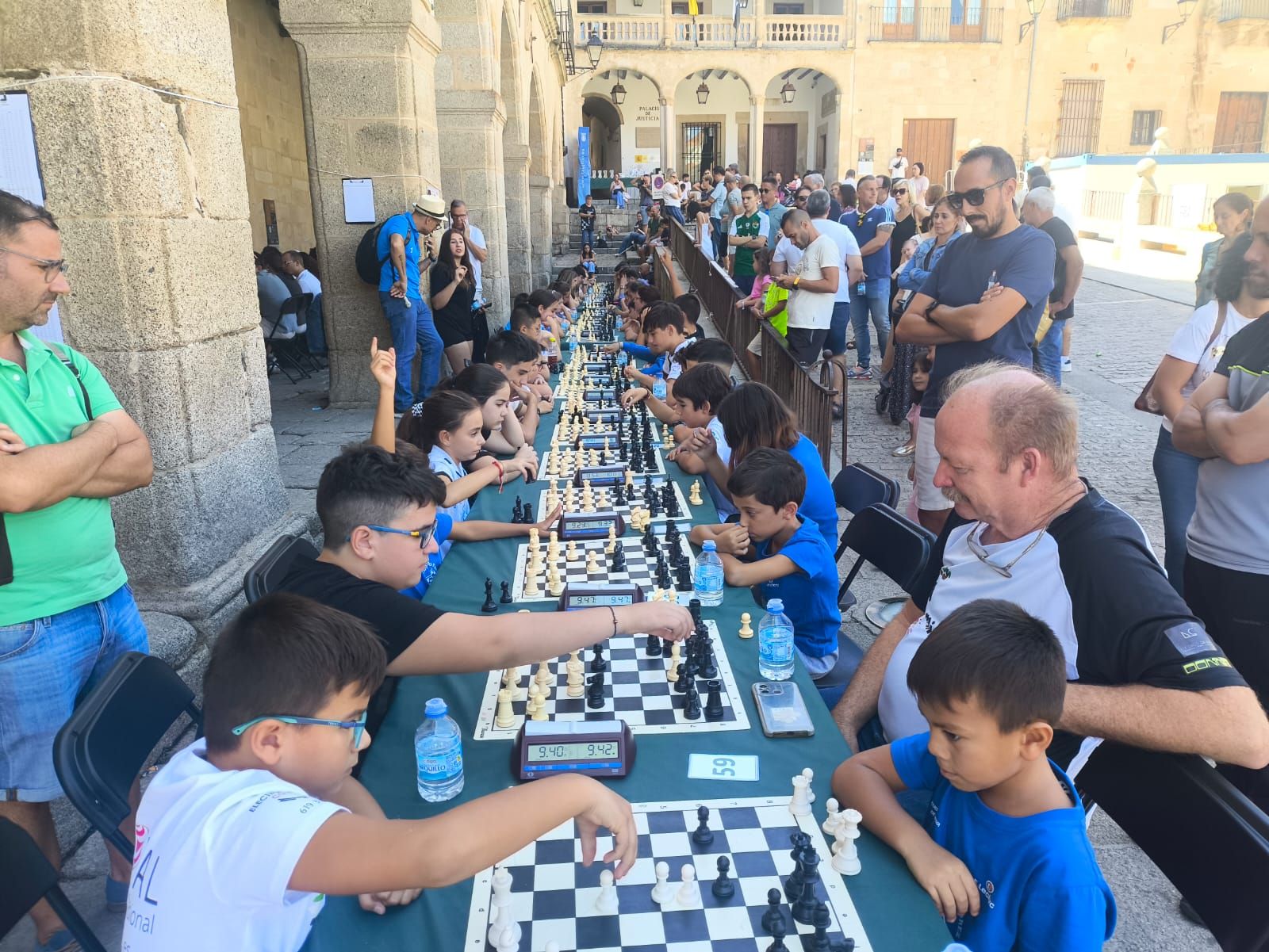 Gran participación en el torneo de ajedrez