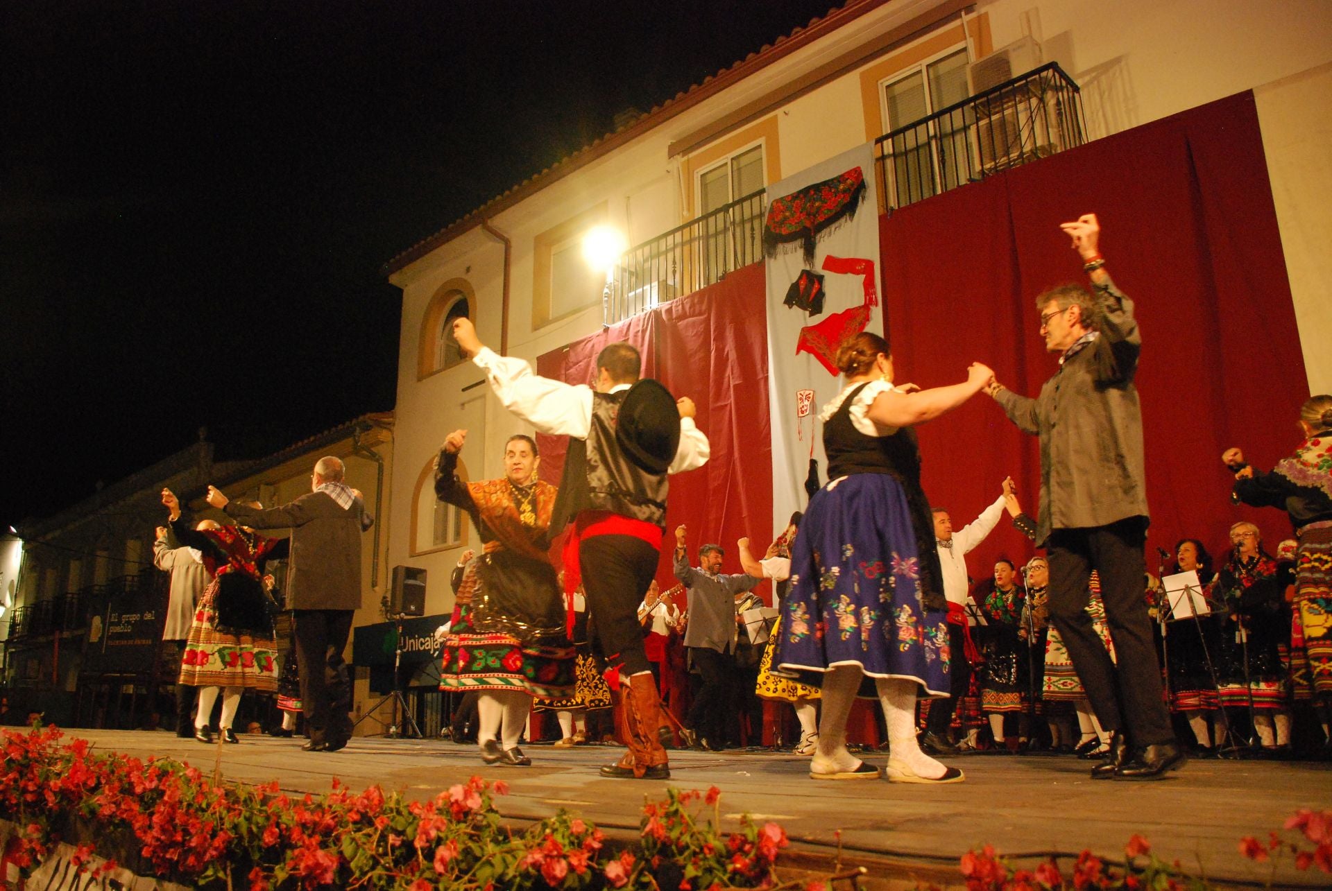 Un homenaje al folclore en imágenes