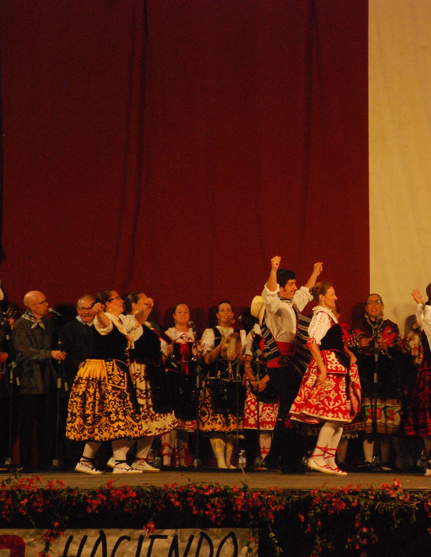 Un homenaje al folclore en imágenes