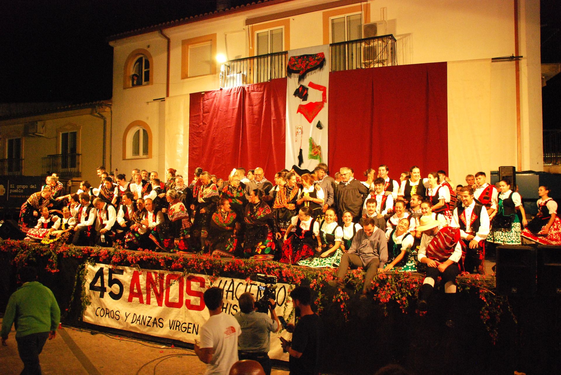 Un homenaje al folclore en imágenes