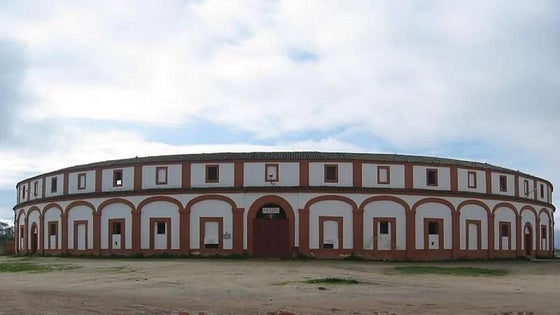La plaza de toros, declarada Bien de Interés Cultural