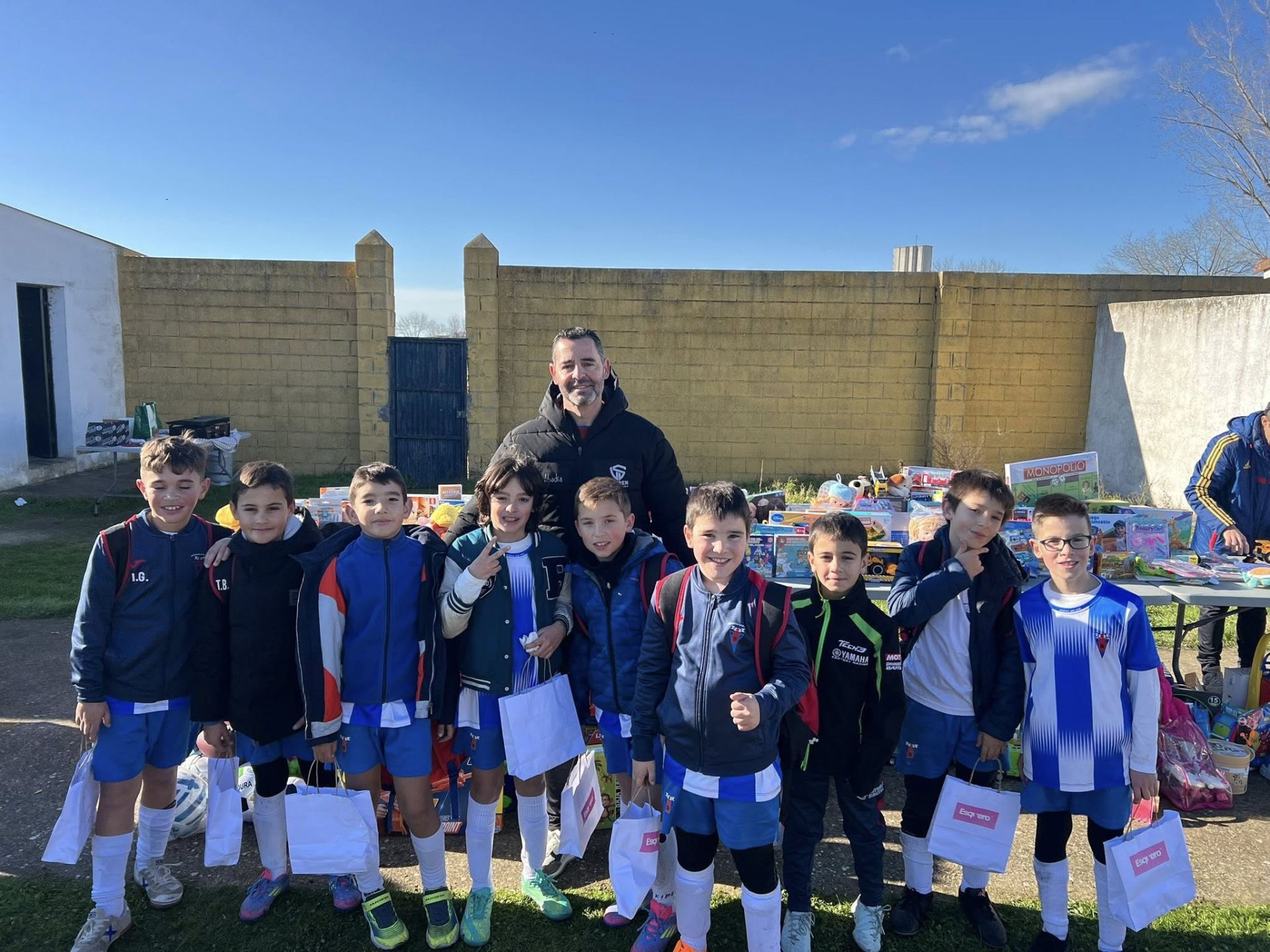 Una convivencia solidaria con unos 250 jugadores