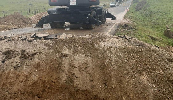 La carretera que une Trujillo con Ibahernando permanece cortada al tráfico