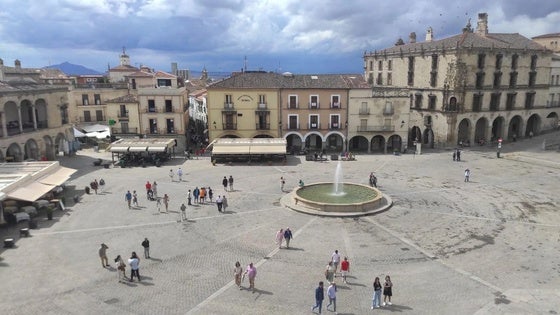 El Ayuntamiento comienza a dar las autorizaciones de terrazas con la nueva ordenanza