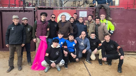 Los festejos taurinos acaban con un homenaje a Juan Luis Salcedo