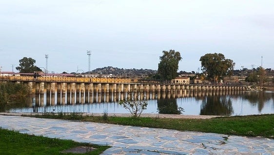 El puente del parque de San Lázaro llevará el nombre de Kin Paredes