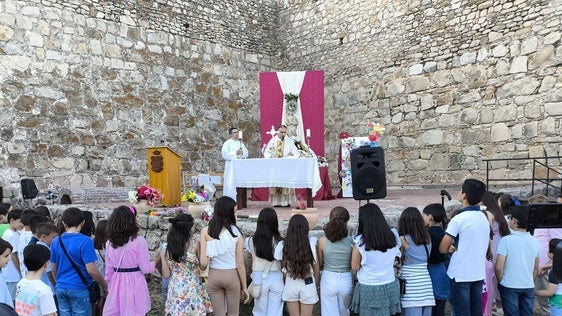 Un momento de la ofrenda realizada en una edición pasada